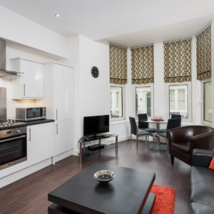 Serviced Apartments Plymouth - 2 Bed Apartment Lounge